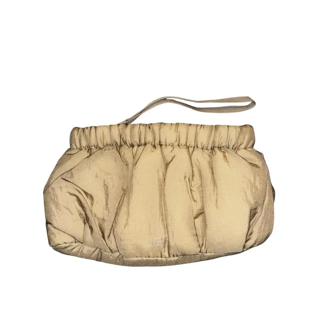 Vince Camuto Harlo Pouch, Nude